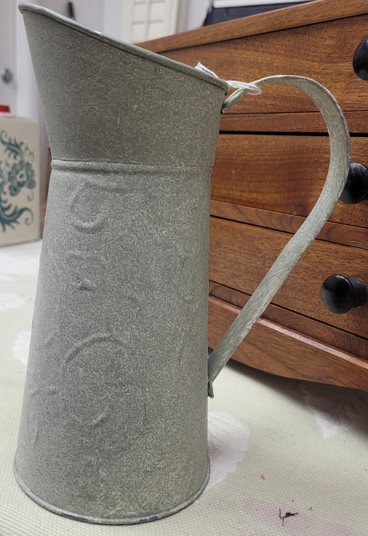Tin can decor