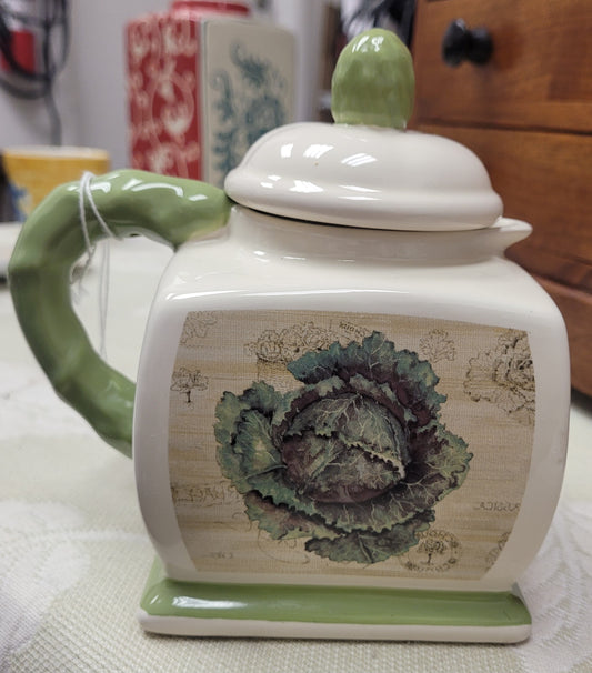 Teapot green white