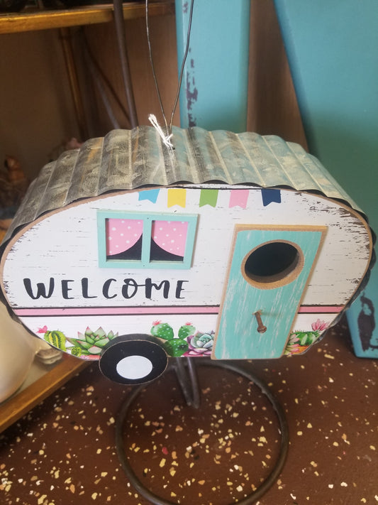 Camper bird house